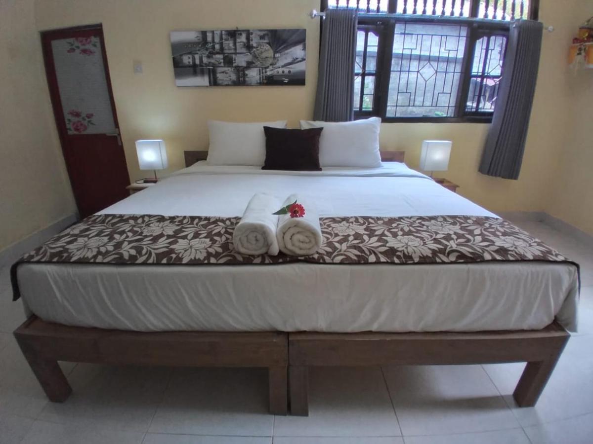 Rindu Homestay Undisan Esterno foto